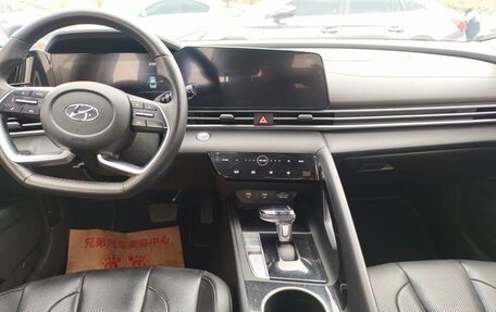 Hyundai Elantra, 2022 год, 1 390 000 рублей, 7 фотография