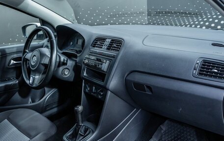 Volkswagen Polo VI (EU Market), 2012 год, 492 000 рублей, 11 фотография