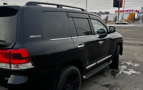 Toyota Land Cruiser 200, 2018 год, 6 700 000 рублей, 4 фотография