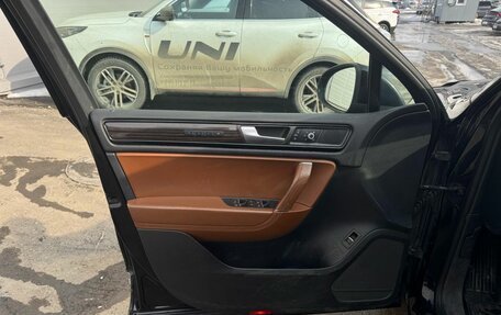 Volkswagen Touareg III, 2014 год, 1 895 000 рублей, 8 фотография