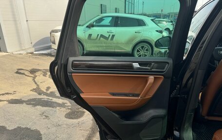 Volkswagen Touareg III, 2014 год, 1 895 000 рублей, 10 фотография