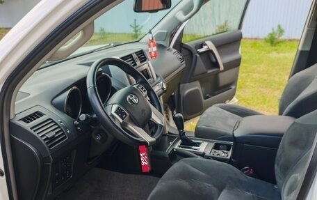 Toyota Land Cruiser Prado 150 рестайлинг 2, 2012 год, 3 150 000 рублей, 1 фотография