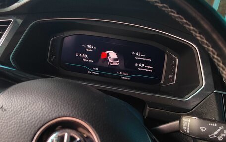 Volkswagen Tiguan II, 2020 год, 2 385 000 рублей, 5 фотография