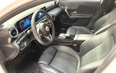 Mercedes-Benz A-Класс, 2021 год, 1 917 000 рублей, 7 фотография