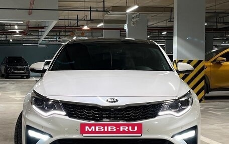 KIA Optima IV, 2018 год, 2 000 000 рублей, 4 фотография