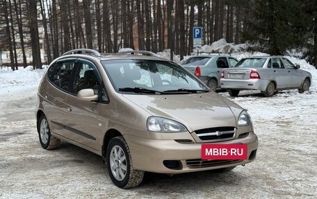Chevrolet Rezzo, 2008 год, 550 000 рублей, 2 фотография