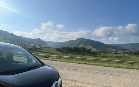 Honda Stepwgn IV, 2018 год, 2 200 000 рублей, 4 фотография