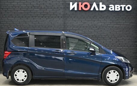 Honda Freed I, 2010 год, 1 050 000 рублей, 8 фотография