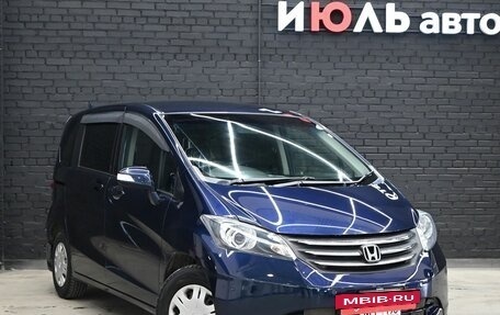 Honda Freed I, 2010 год, 1 050 000 рублей, 3 фотография