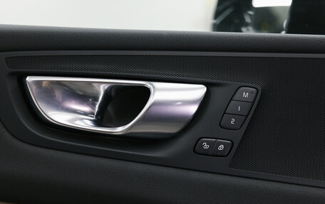 Volvo XC60 II, 2025 год, 6 100 000 рублей, 25 фотография