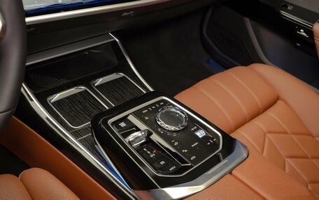 BMW 7 серия, 2025 год, 17 250 000 рублей, 11 фотография