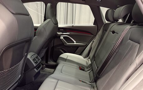 Audi Q5, 2025 год, 8 800 000 рублей, 16 фотография