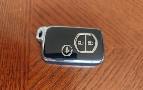 Toyota Land Cruiser Prado 150 рестайлинг 2, 2012 год, 3 150 000 рублей, 9 фотография