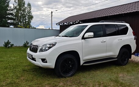 Toyota Land Cruiser Prado 150 рестайлинг 2, 2012 год, 3 150 000 рублей, 13 фотография