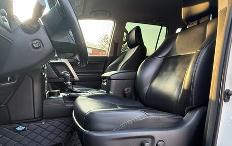 Toyota Land Cruiser Prado 150 рестайлинг 2, 2019 год, 6 250 000 рублей, 11 фотография