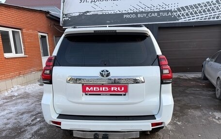 Toyota Land Cruiser Prado 150 рестайлинг 2, 2019 год, 6 250 000 рублей, 5 фотография