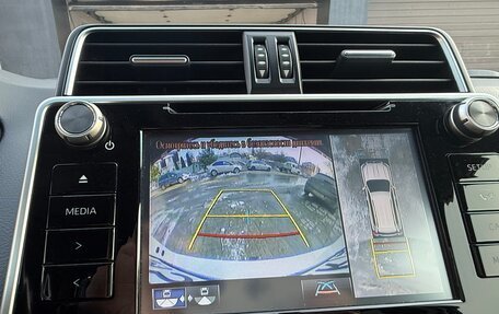 Toyota Land Cruiser Prado 150 рестайлинг 2, 2019 год, 6 250 000 рублей, 17 фотография