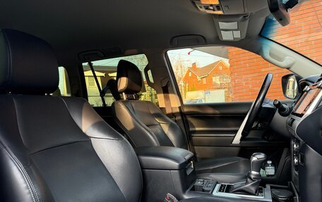 Toyota Land Cruiser Prado 150 рестайлинг 2, 2019 год, 6 250 000 рублей, 21 фотография