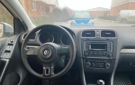 Volkswagen Golf VI, 2009 год, 800 000 рублей, 13 фотография