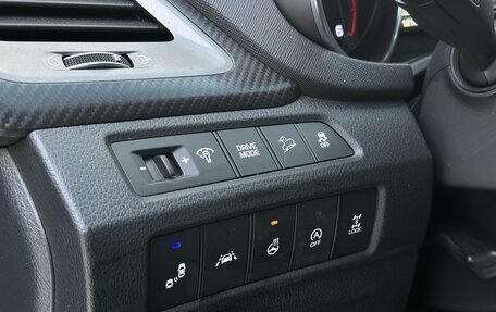 Hyundai Santa Fe III рестайлинг, 2017 год, 2 550 000 рублей, 26 фотография