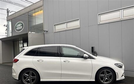 Mercedes-Benz B-Класс, 2019 год, 1 600 000 рублей, 5 фотография