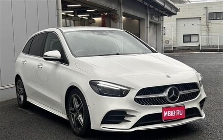 Mercedes-Benz B-Класс, 2019 год, 1 600 000 рублей, 3 фотография