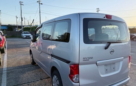 Nissan NV200, 2015 год, 1 400 000 рублей, 8 фотография