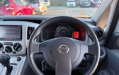 Nissan NV200, 2015 год, 1 400 000 рублей, 14 фотография