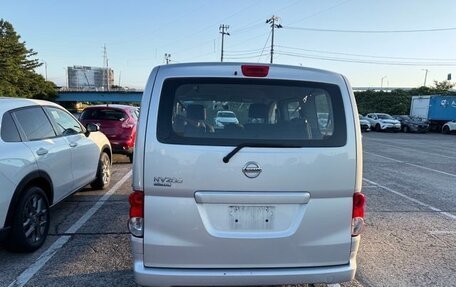 Nissan NV200, 2015 год, 1 400 000 рублей, 11 фотография