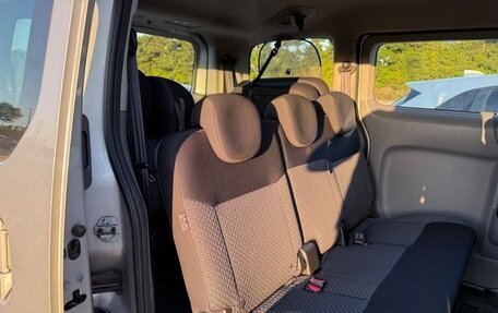 Nissan NV200, 2015 год, 1 400 000 рублей, 24 фотография