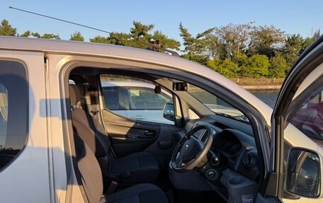 Nissan NV200, 2015 год, 1 400 000 рублей, 21 фотография