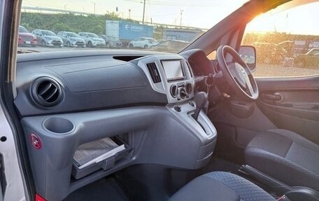 Nissan NV200, 2015 год, 1 400 000 рублей, 13 фотография