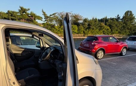 Nissan NV200, 2015 год, 1 400 000 рублей, 34 фотография