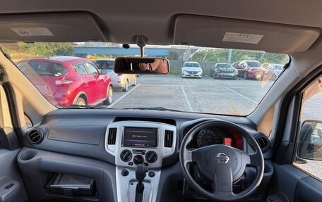 Nissan NV200, 2015 год, 1 400 000 рублей, 37 фотография