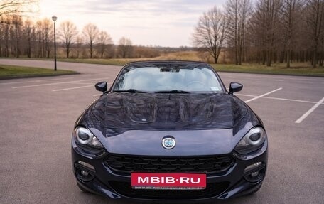 Fiat 124 Spider I, 2018 год, 2 650 000 рублей, 1 фотография