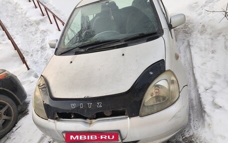 Toyota Vitz, 1999 год, 210 000 рублей, 1 фотография