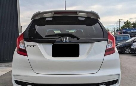 Honda Fit III, 2018 год, 1 056 000 рублей, 3 фотография