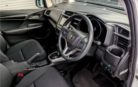 Honda Fit III, 2018 год, 1 056 000 рублей, 9 фотография