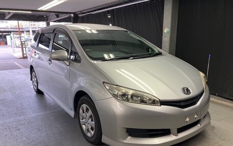 Toyota Wish II, 2013 год, 1 100 000 рублей, 2 фотография