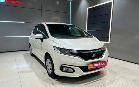 Honda Fit III, 2018 год, 1 310 000 рублей, 7 фотография