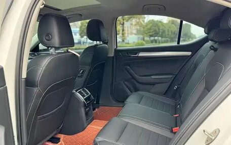 Skoda Superb III рестайлинг, 2023 год, 1 950 000 рублей, 8 фотография