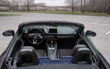 Fiat 124 Spider I, 2018 год, 2 650 000 рублей, 9 фотография