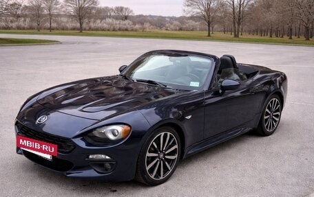 Fiat 124 Spider I, 2018 год, 2 650 000 рублей, 11 фотография