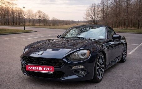 Fiat 124 Spider I, 2018 год, 2 650 000 рублей, 2 фотография