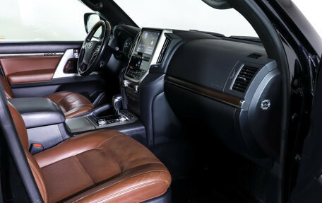 Toyota Land Cruiser 200, 2018 год, 7 249 000 рублей, 11 фотография