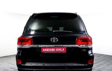 Toyota Land Cruiser 200, 2018 год, 7 249 000 рублей, 6 фотография