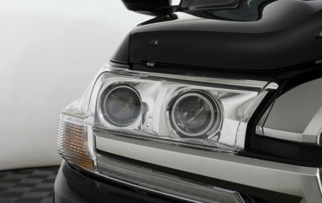 Toyota Land Cruiser 200, 2018 год, 7 249 000 рублей, 30 фотография