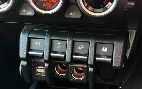 Suzuki Jimny, 2023 год, 1 600 000 рублей, 15 фотография