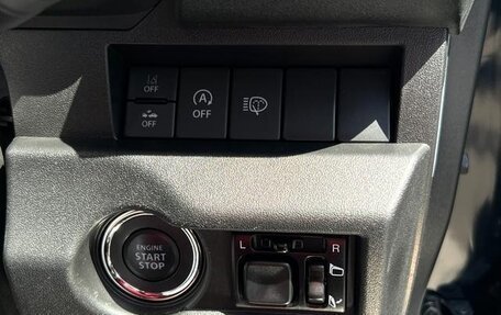 Suzuki Jimny, 2023 год, 1 600 000 рублей, 13 фотография