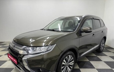 Mitsubishi Outlander III рестайлинг 3, 2020 год, 2 620 000 рублей, 1 фотография